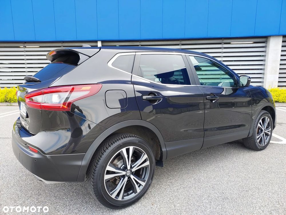 Nissan Qashqai 1.3 DIG-T N-WAY - 8