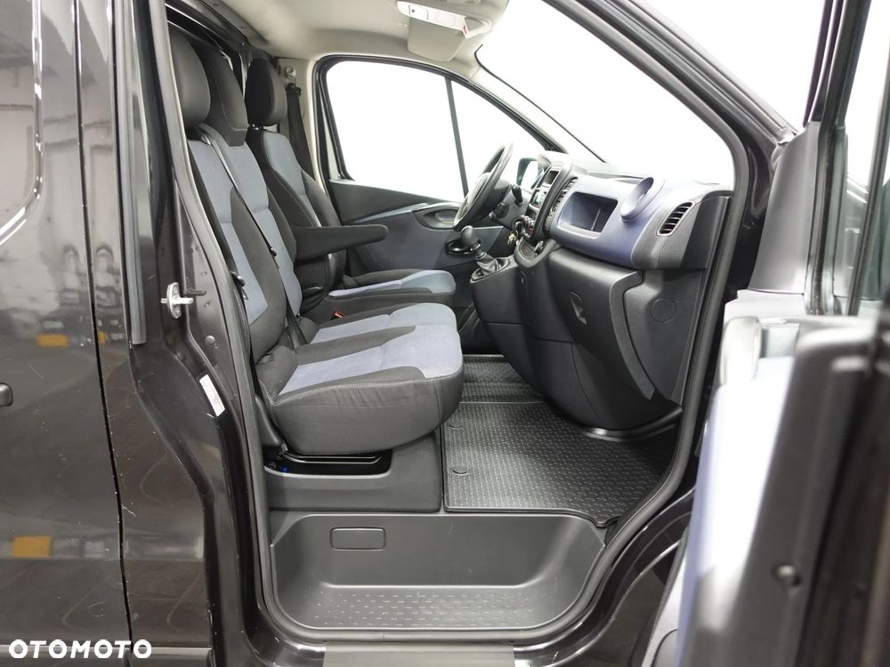 Opel Vivaro - Warsztatowy - 24