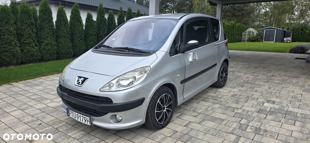 Peugeot 1007