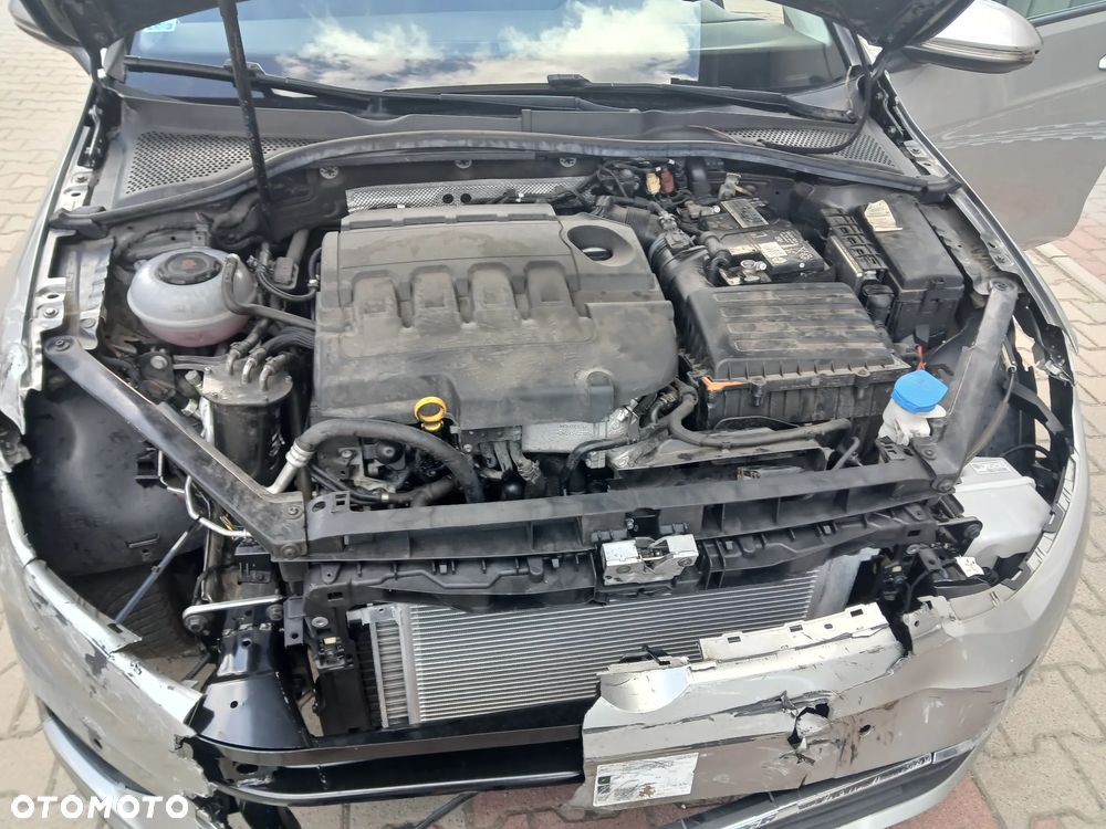 Volkswagen Golf 1.6 TDI BMT Highline - 15