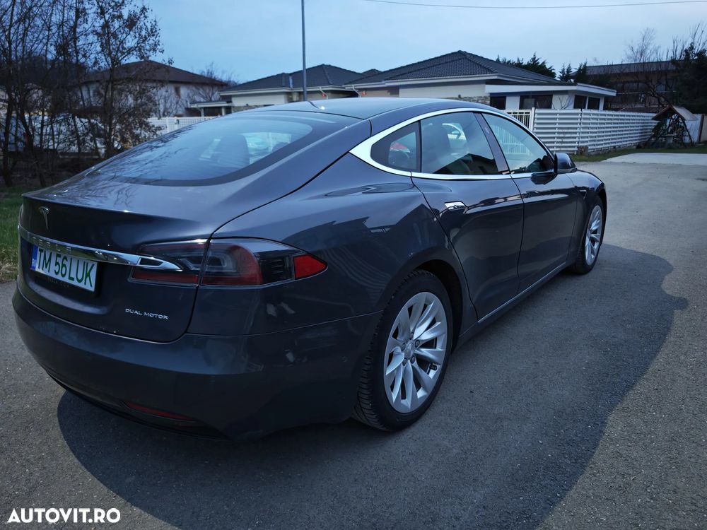 Tesla Model S Long Range - 4