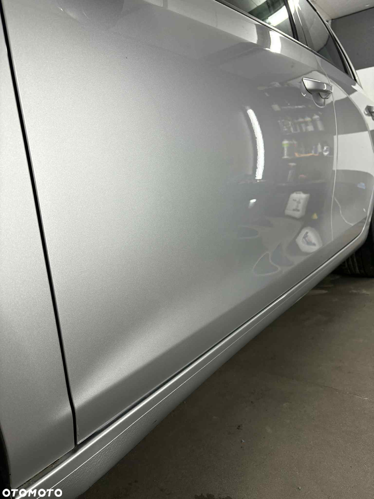 Volkswagen Golf - 8