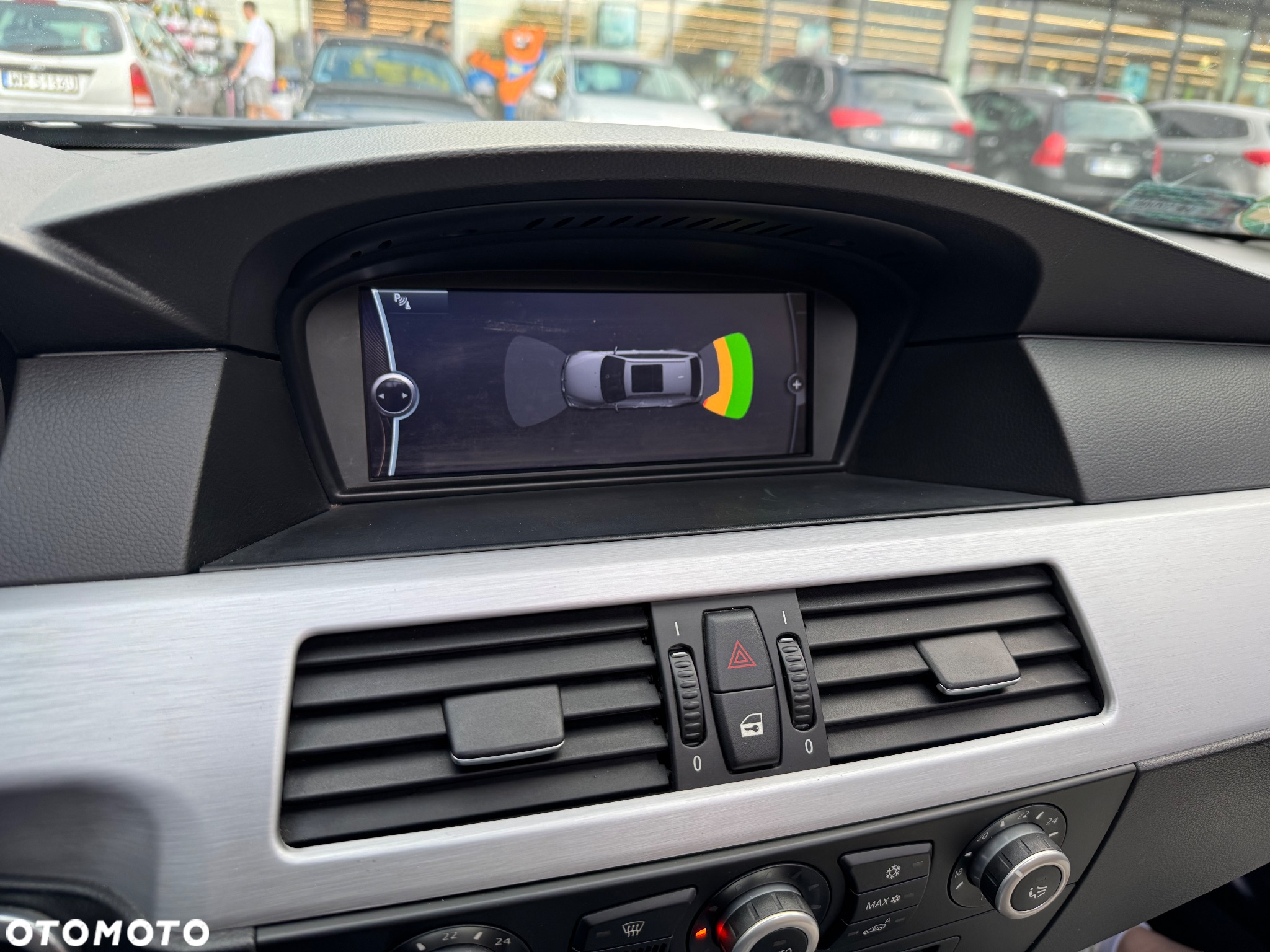 BMW Seria 5 520d Touring Edition Lifestyle - 24