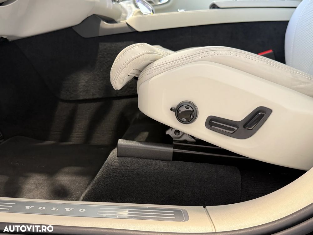 Volvo XC 90 T8 AWD PHEV Ultra Bright - 14