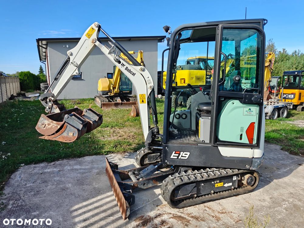 Bobcat E19 - 8