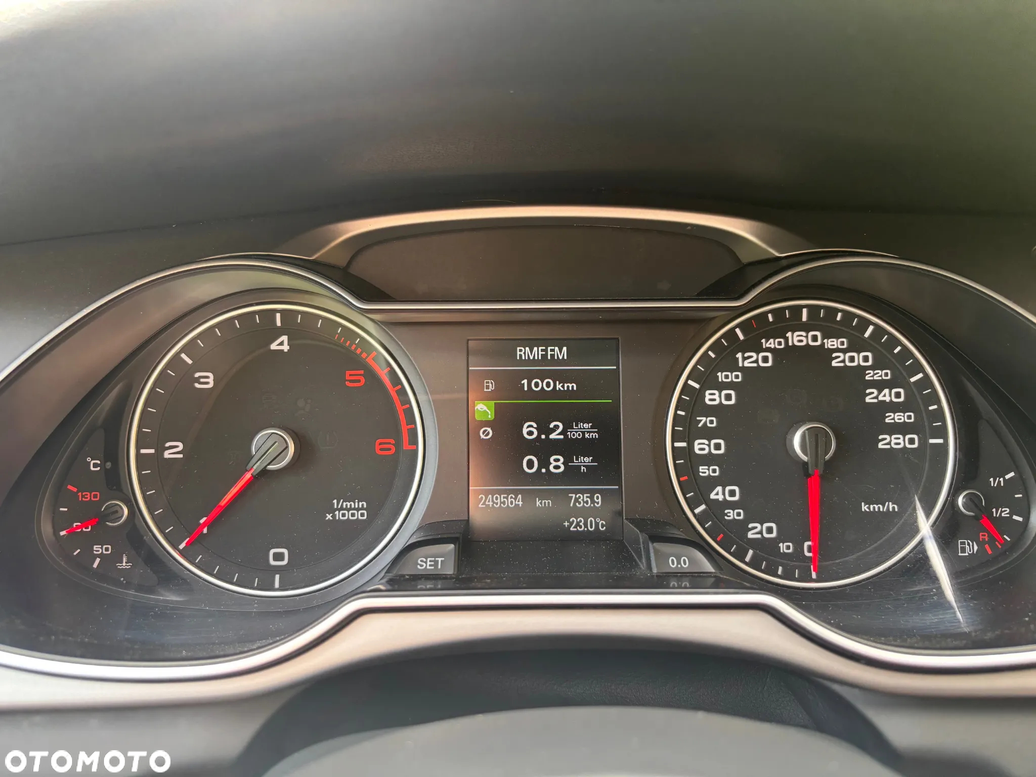 Audi A4 Avant 2.0 TDI ultra - 16