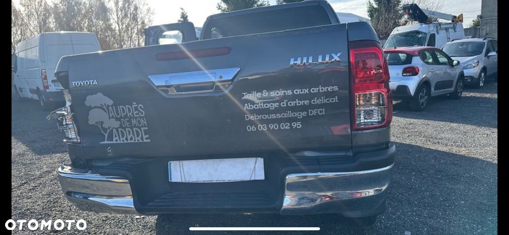 Toyota Hilux 4x4 Double Cab S&S Comfort - 27