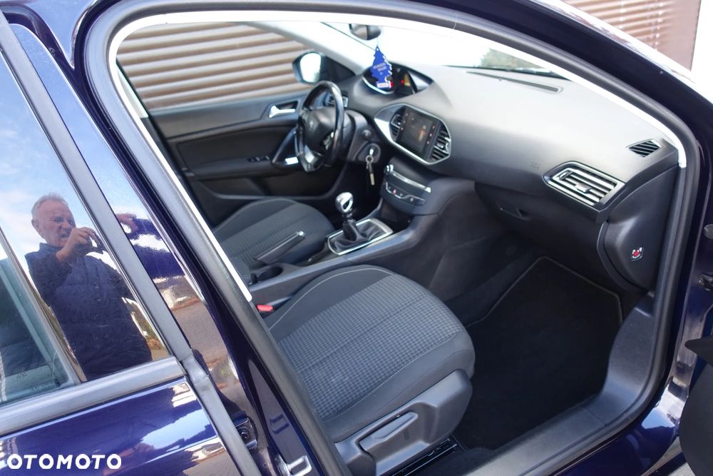 Peugeot 308 1.5 BlueHDi Active S&S - 11