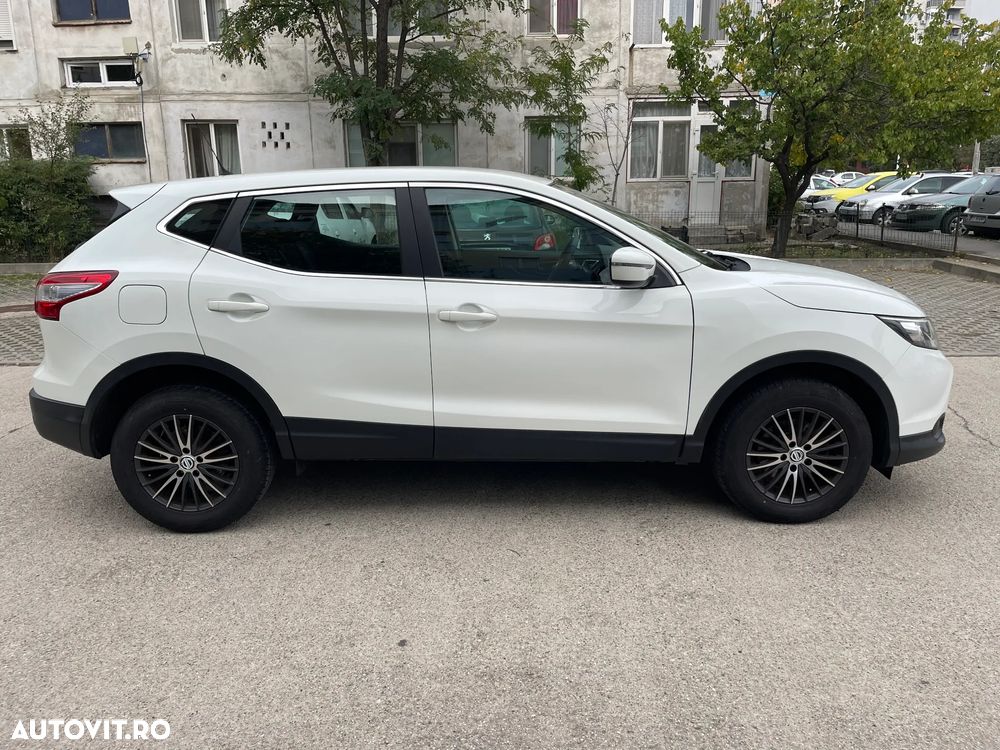 Nissan Qashqai 1.5 DCI Start/Stop N-Connecta - 13