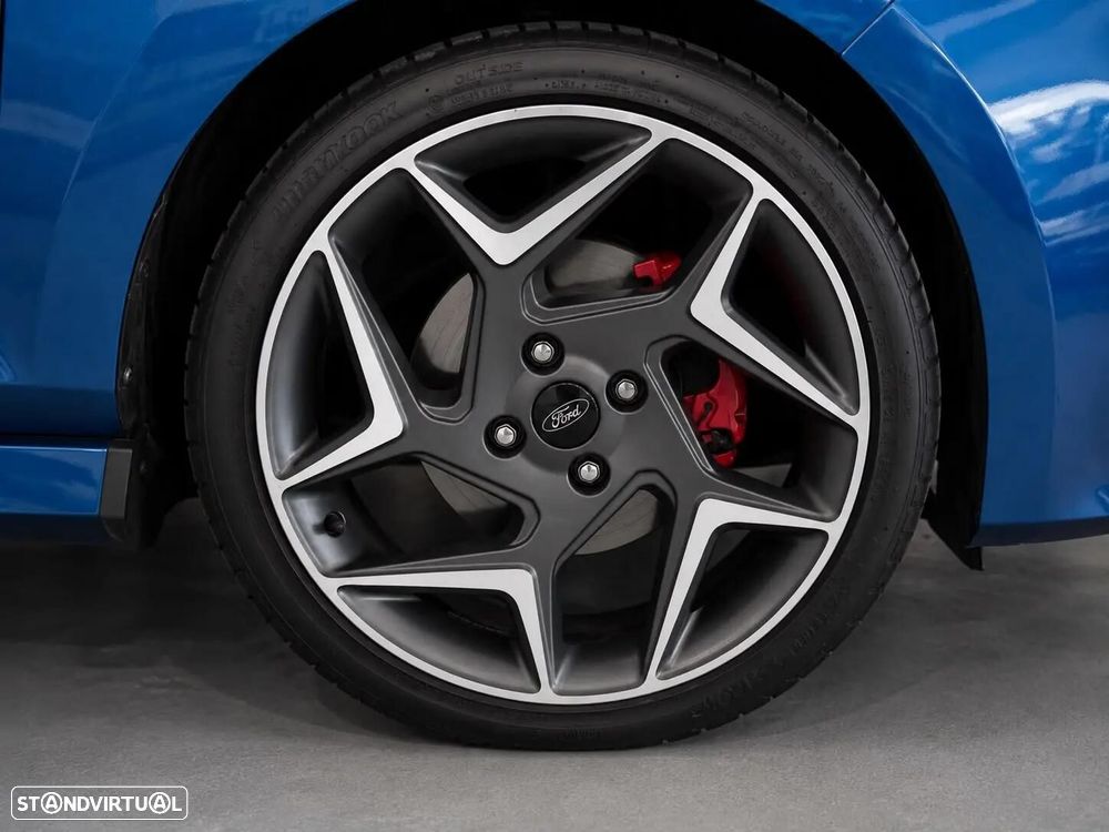 Ford Fiesta 1.5 EcoBoost S&S c/ Pack Pele Exclusiva ST - 18