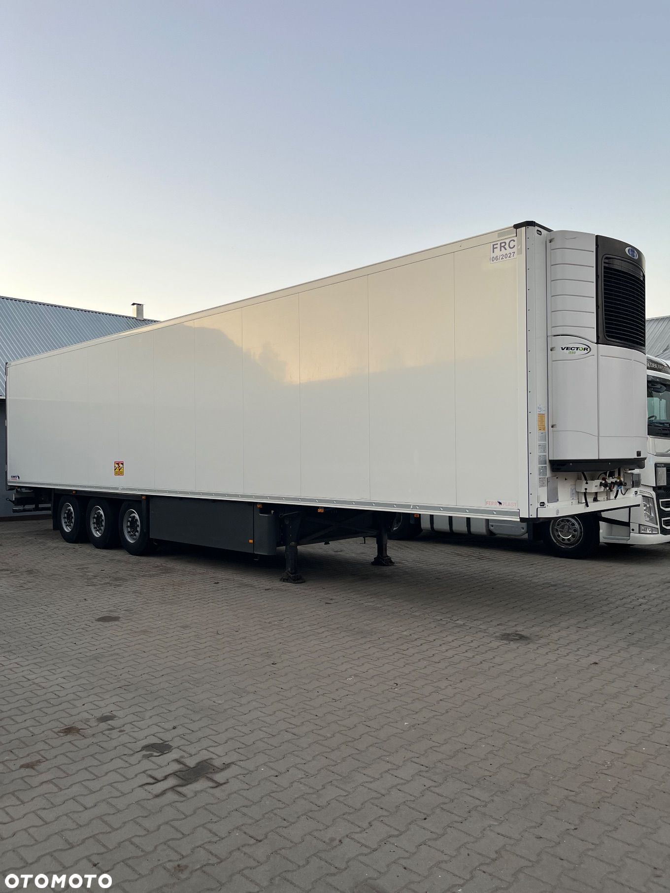 Schmitz Cargobull - 1