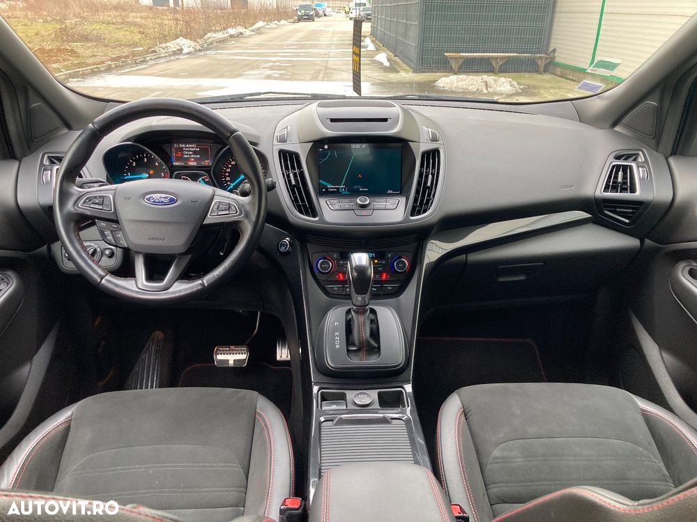 Ford Kuga 2.0 TDCi 4x4 Aut. ST-Line - 15