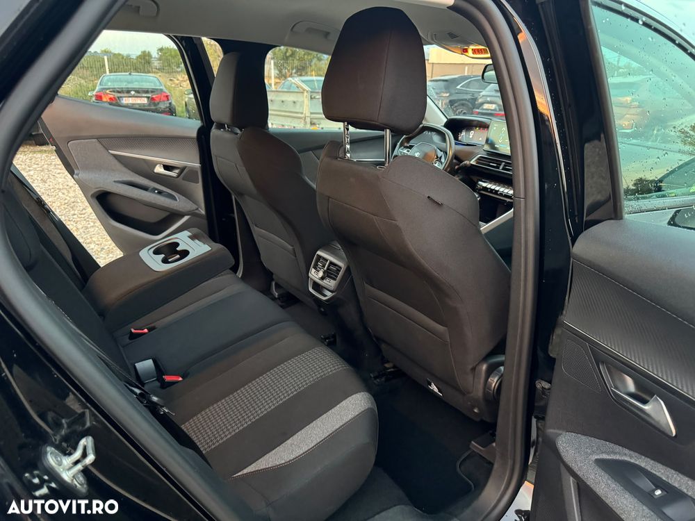 Peugeot 3008 BlueHDi 130 Stop & Start Allure - 17