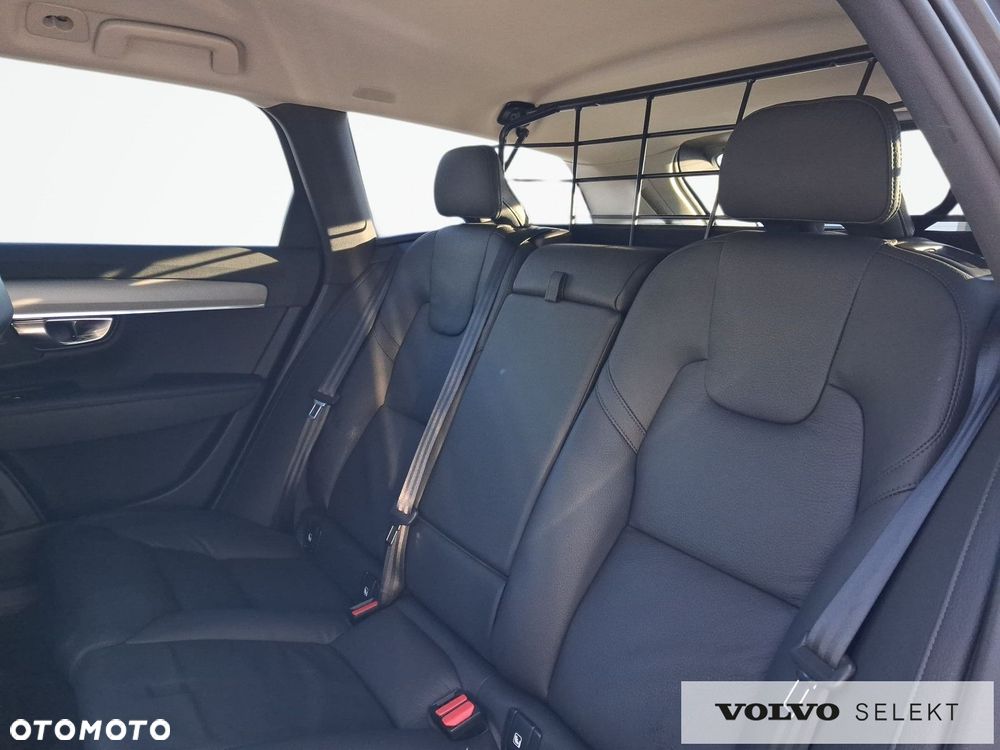 Volvo V90 - 21