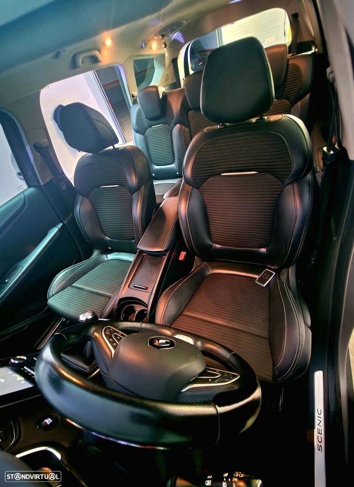 Renault Grand Scénic 1.6 dCi Intens SS - 17