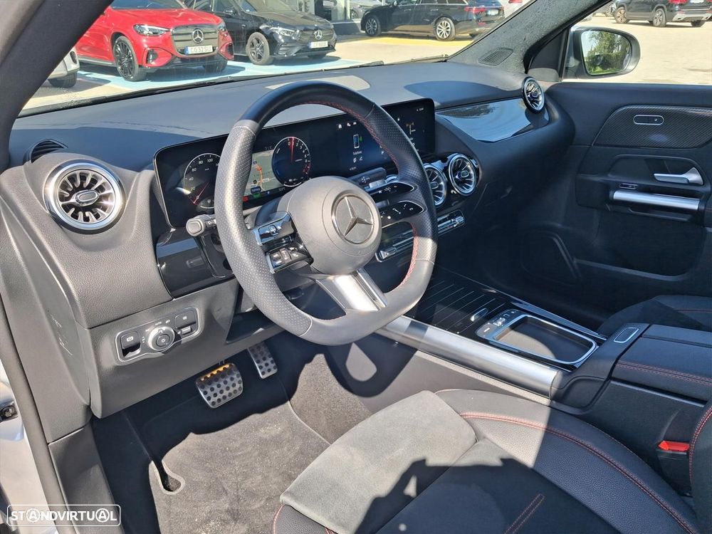 Mercedes-Benz GLA 250 e AMG Line - 12