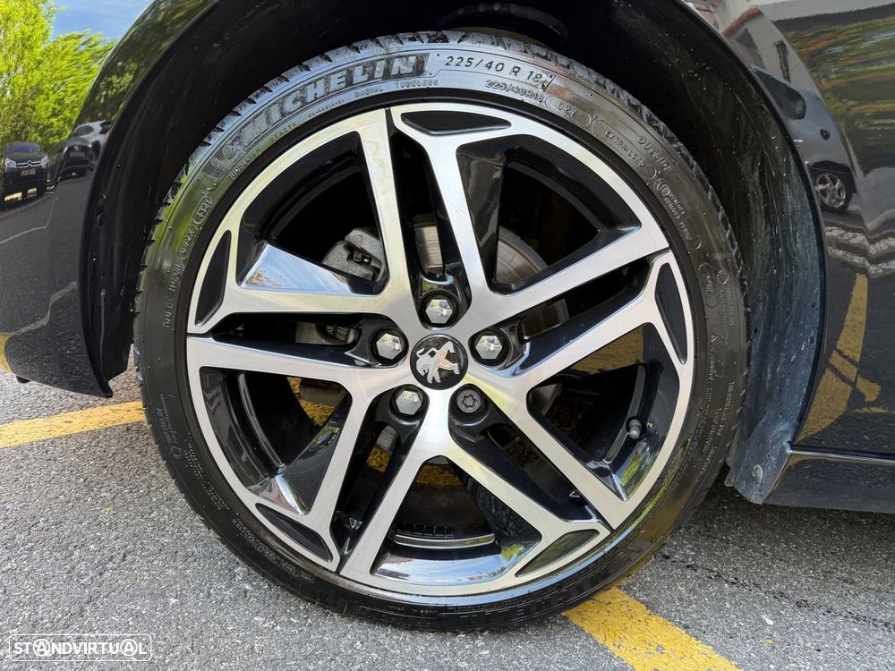 Peugeot 308 1.5 BlueHDi Style EAT8 - 15
