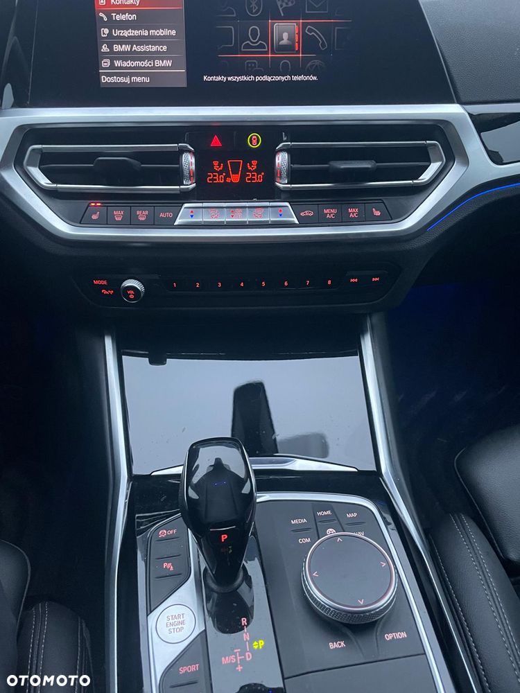 BMW Seria 3 320d Sport Line sport - 13