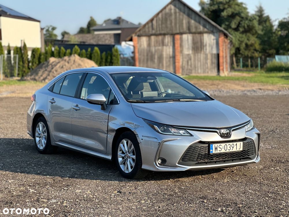 Toyota Corolla - 4