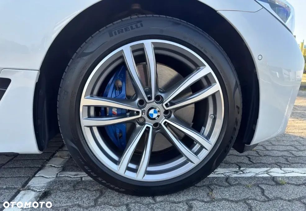 BMW 6GT 630i M Sport - 4