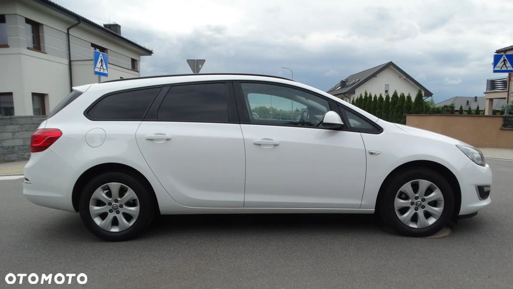 Opel Astra 1.4 Turbo Exklusiv - 6