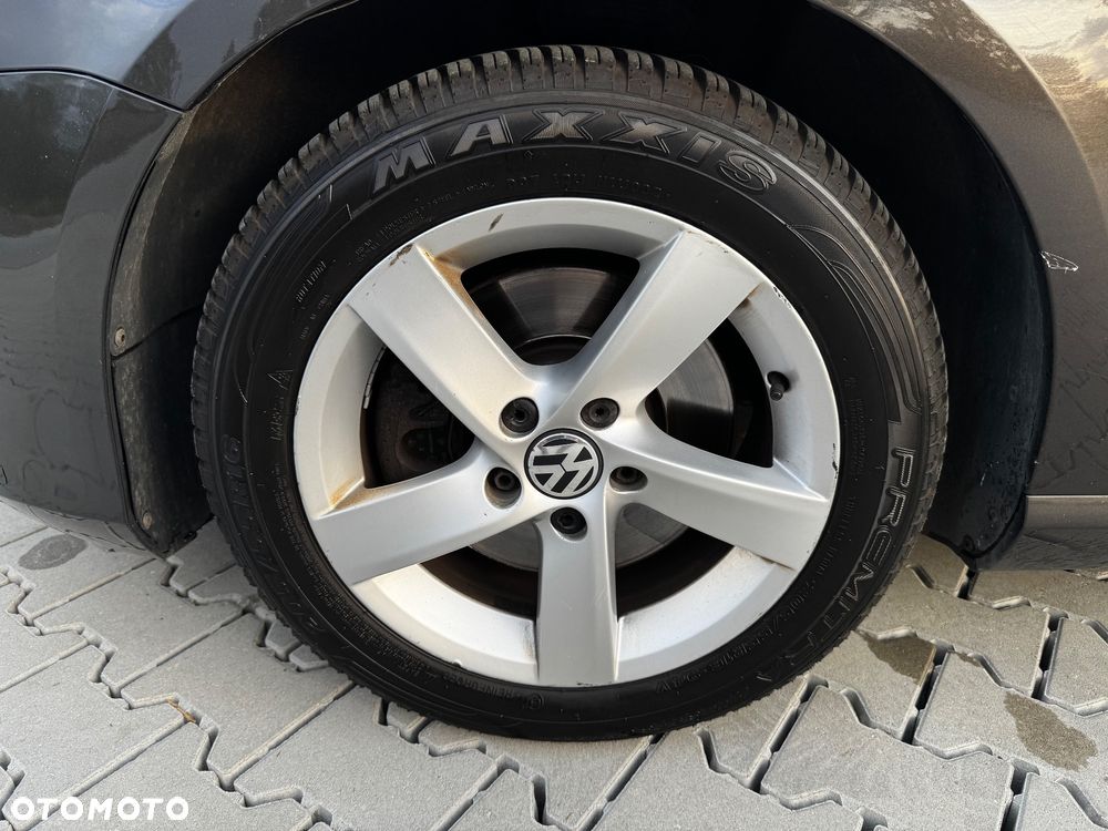 Volkswagen Passat 1.6 TDI Comfortline - 10