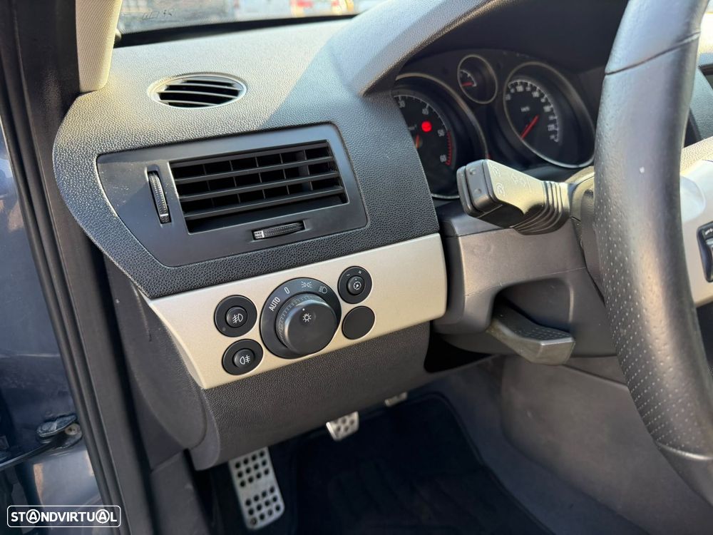 Opel Astra 1.3 CDTi Edition - 27