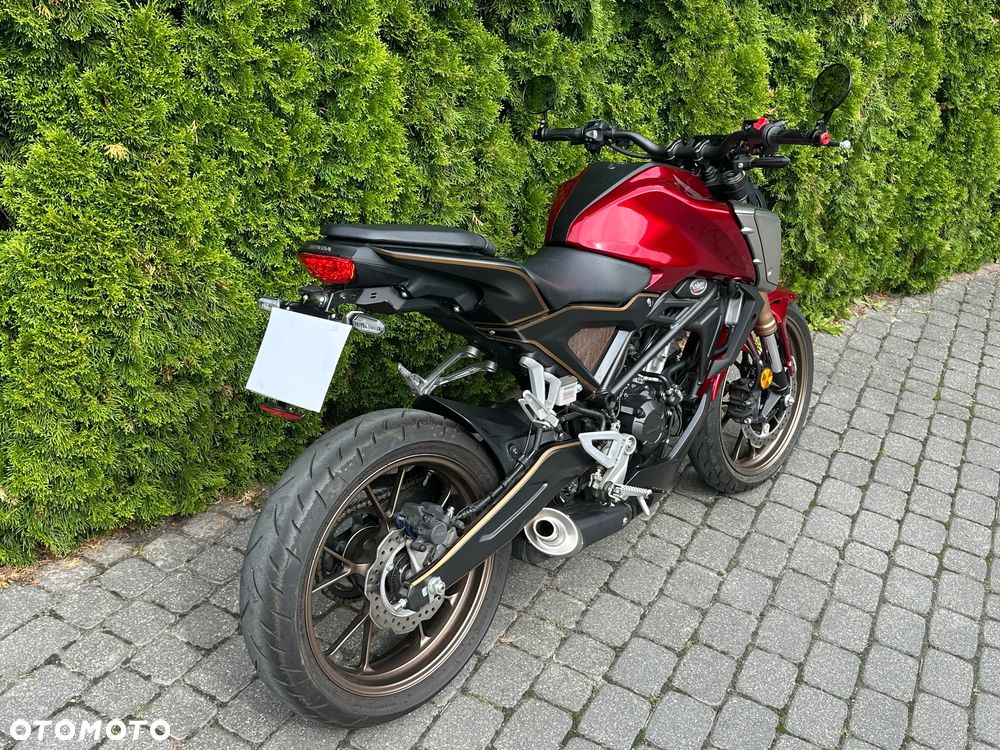 Honda CB - 16