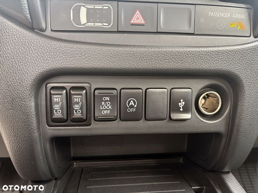 Mitsubishi L200 2.4 d DC Invite - 16