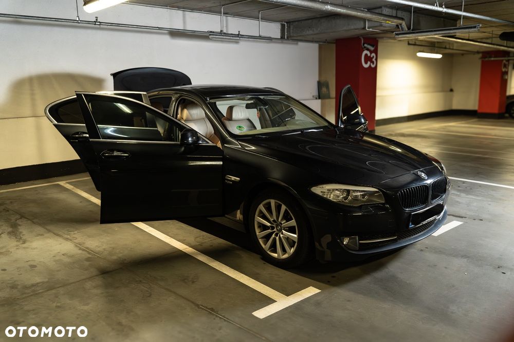 BMW Seria 5 535d xDrive - 7