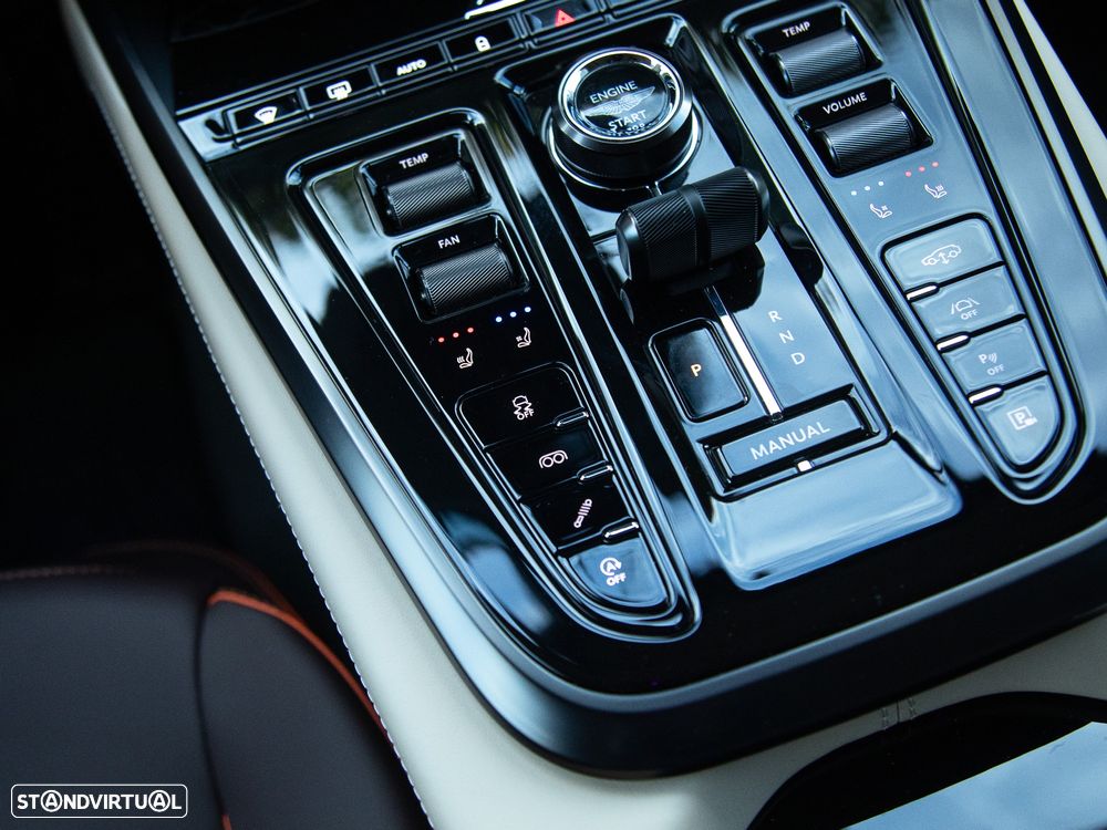 Aston Martin DBX 707 - 35