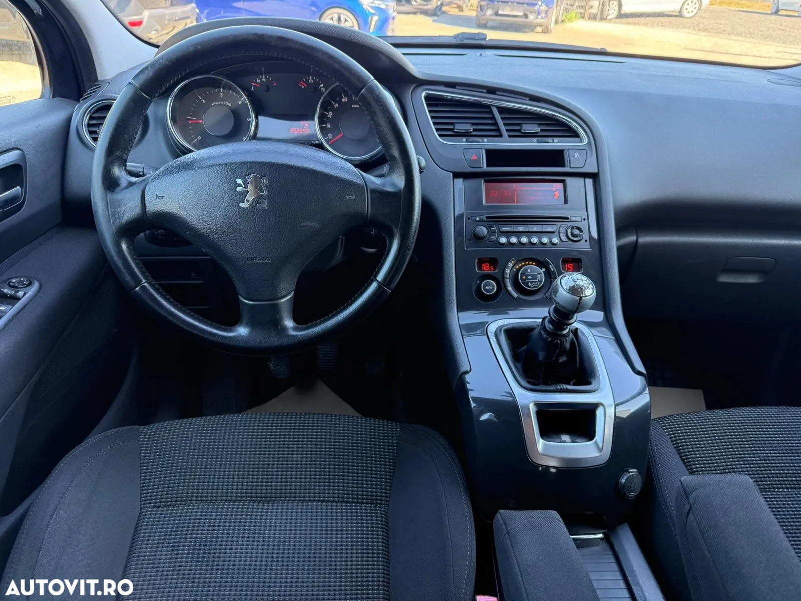 Peugeot 5008 BlueHDI 150 Stop & Start Active - 11