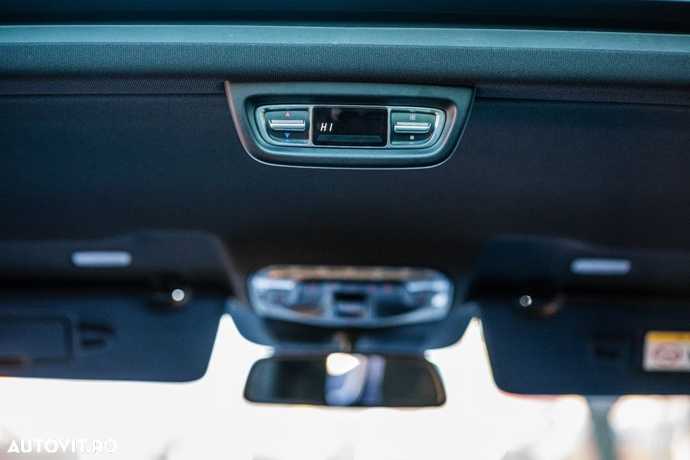 Mercedes-Benz V - 22