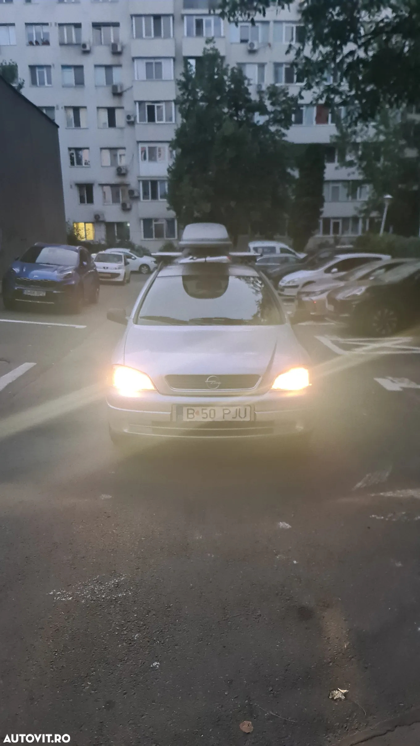 Opel Astra Classic Caravan 1.6i - 18
