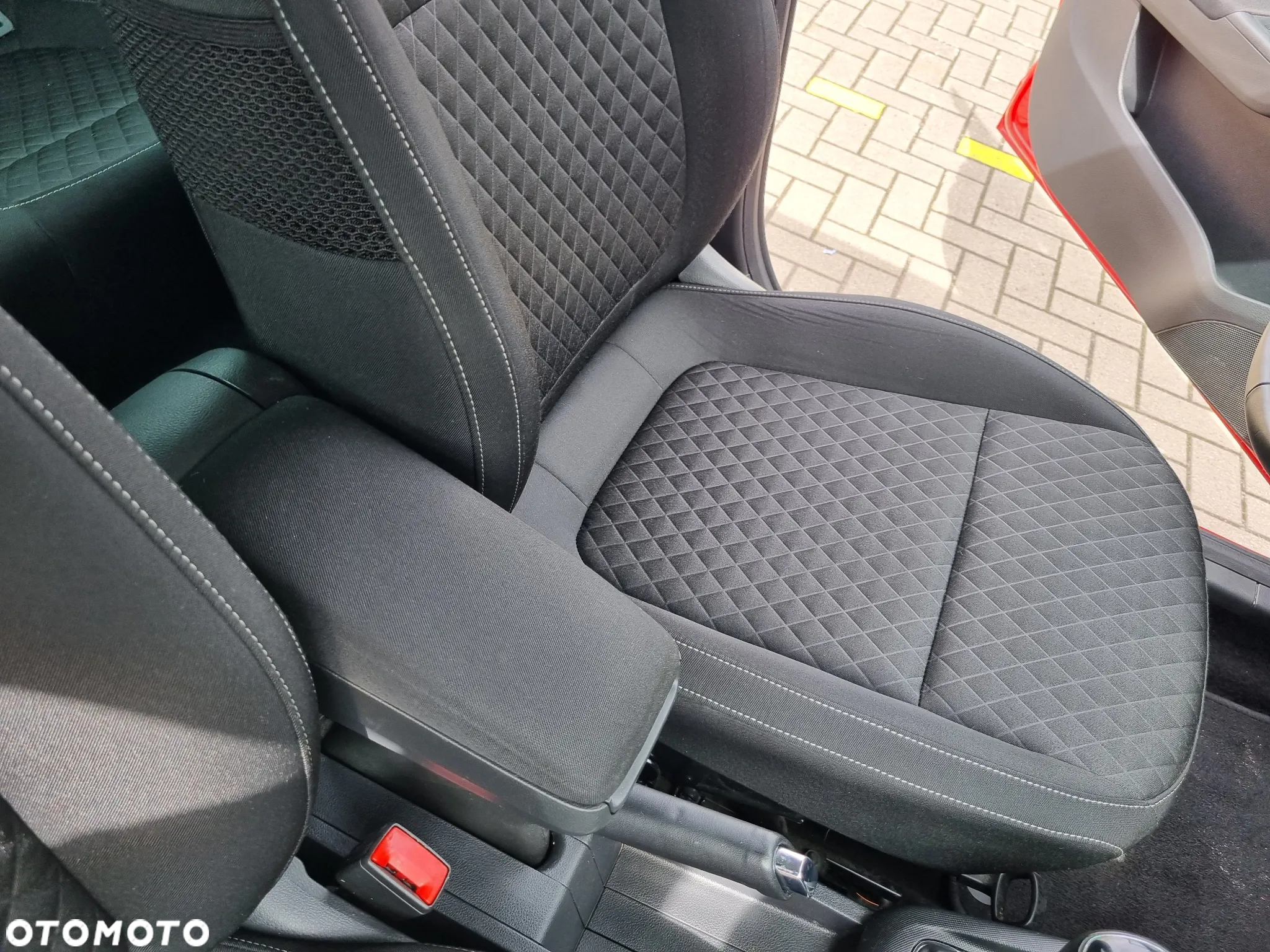 Skoda Fabia 1.2 TSI Monte Carlo - 12
