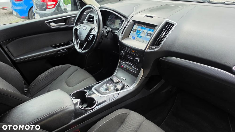 Ford S-Max - 15