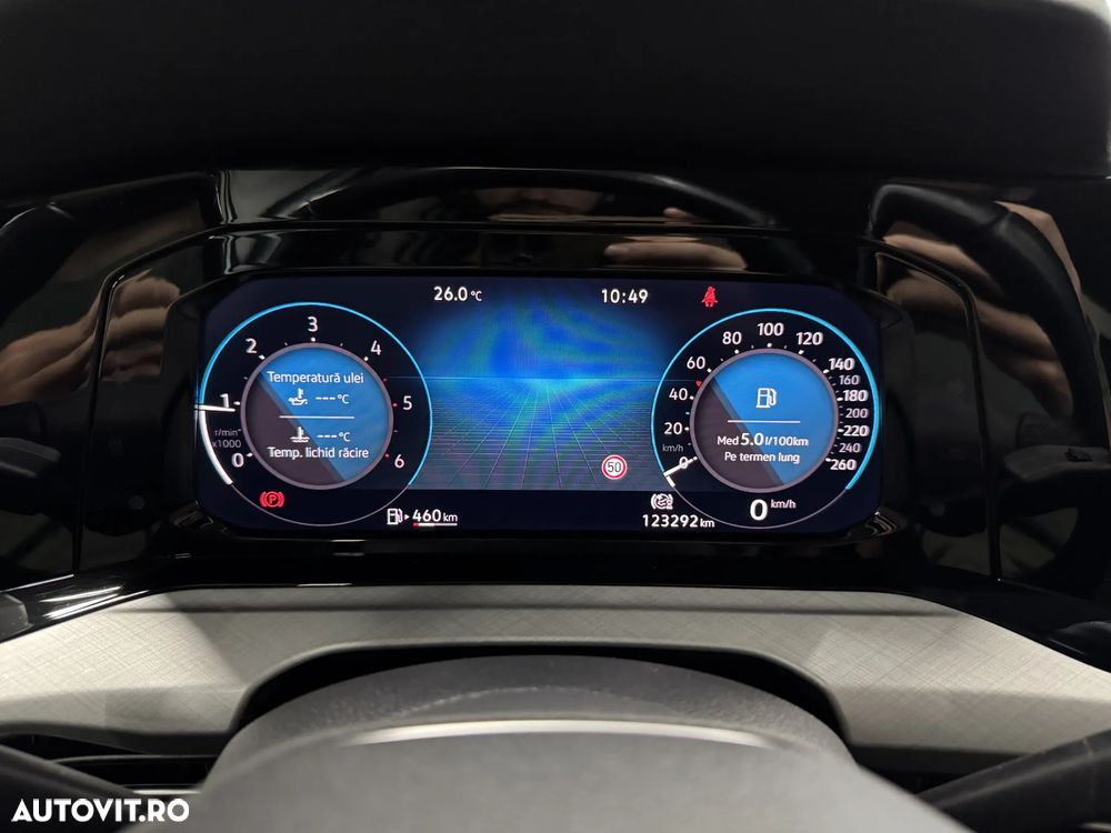 Volkswagen Golf 2.0 TDI SCR Life - 13