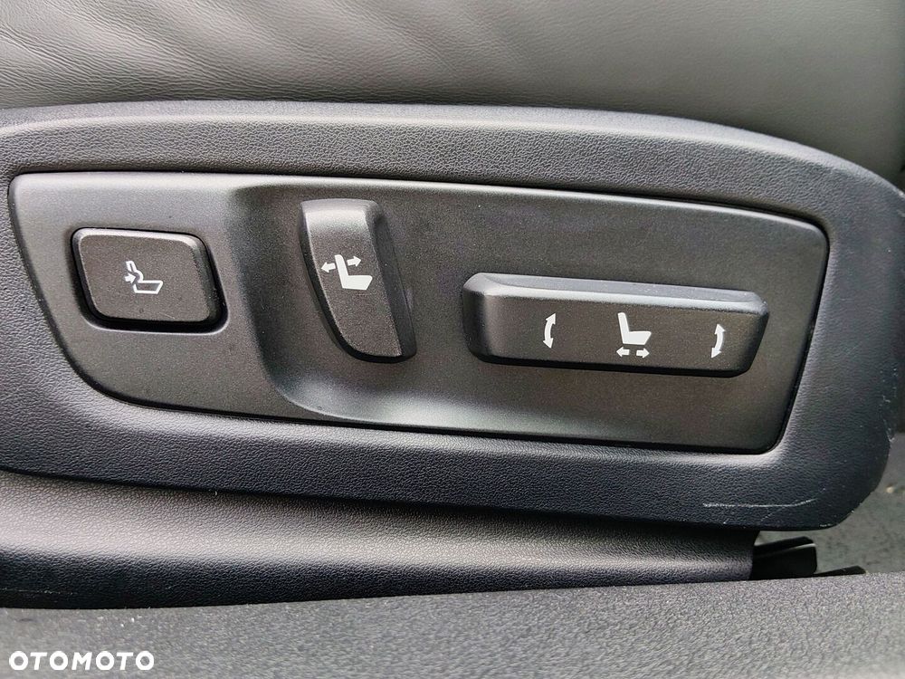 Lexus GS 300h Elite Business - 31