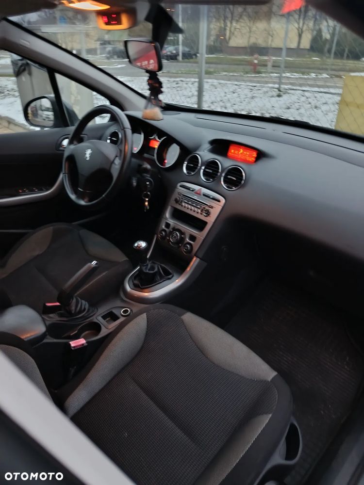 Peugeot 308 1.6 Trendy - 12