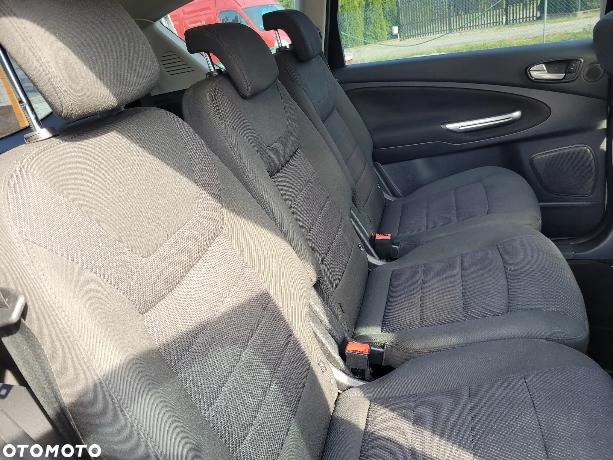 Ford S-Max 1.6 EcoBoost Titanium - 27