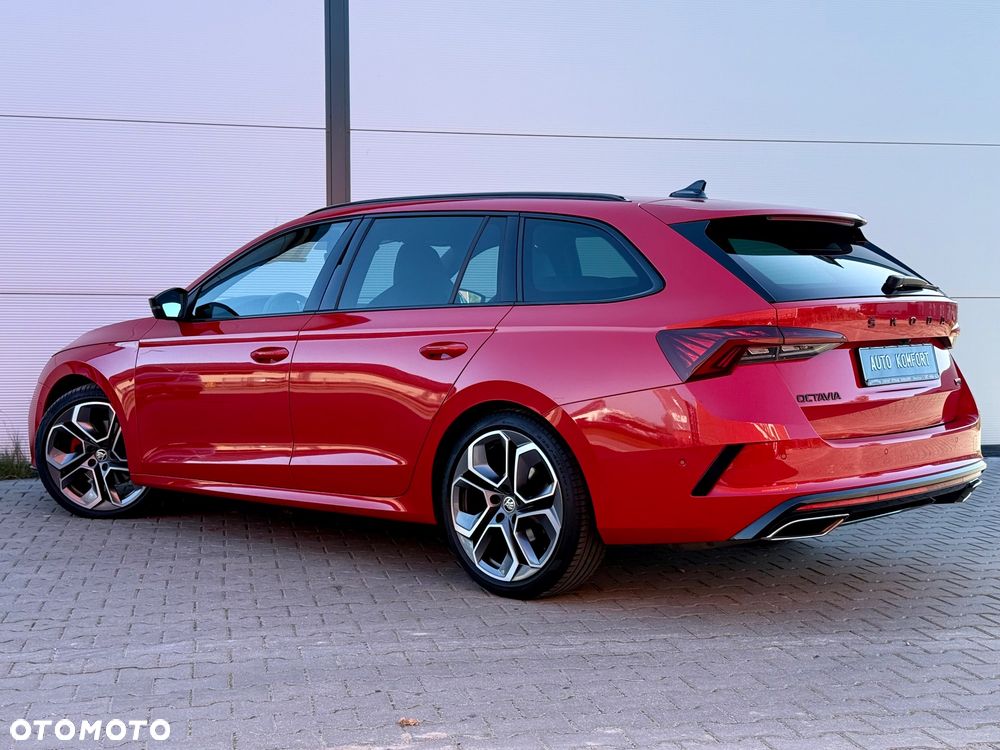 Skoda Octavia 2.0 TDI DSG RS - 20