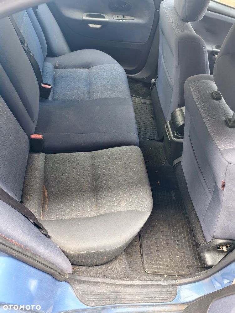 Mitsubishi Carisma 1.6 Classic - 6