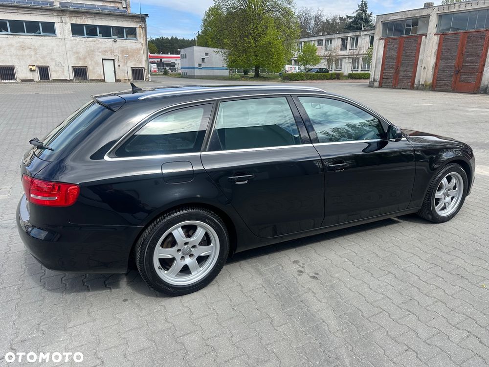 Audi A4 Avant - 14