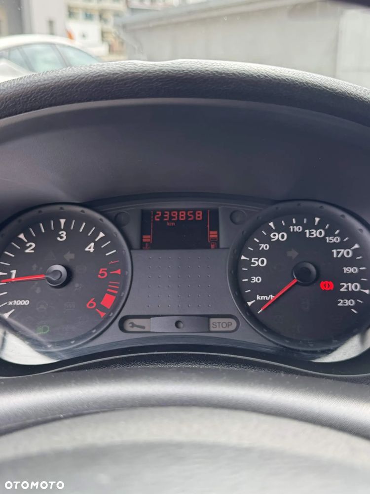Renault Clio - 11