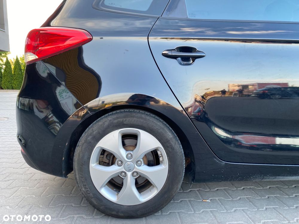 Kia Carens 1.7 CRDi Edition 7 - 16