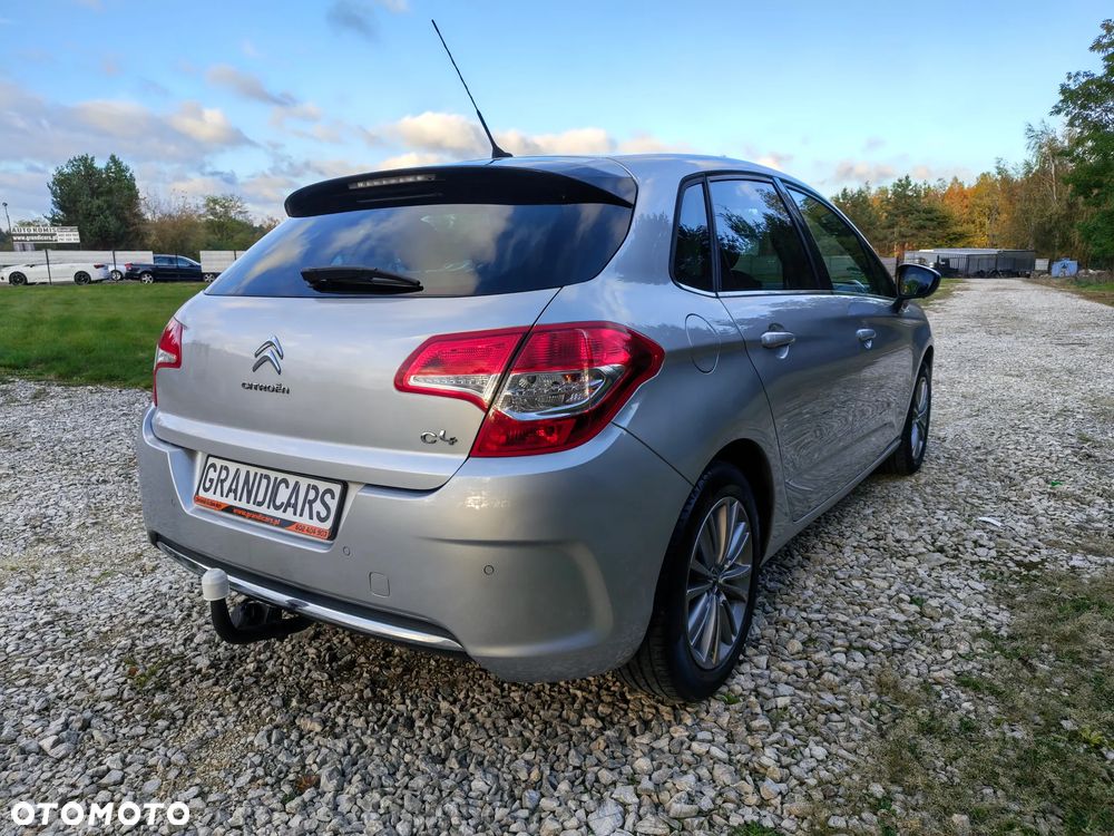 Citroen C4 2011 photo 4