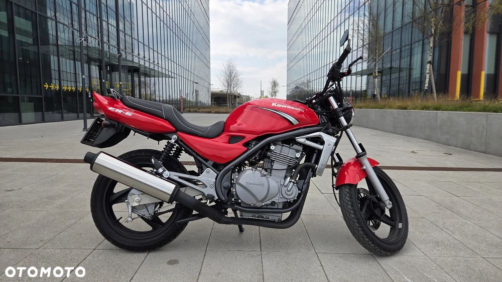 Kawasaki ER - 2