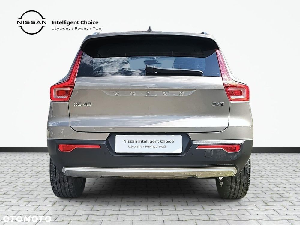 Volvo XC 40 - 6