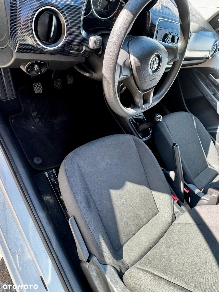 Volkswagen up! 1.0 move - 17