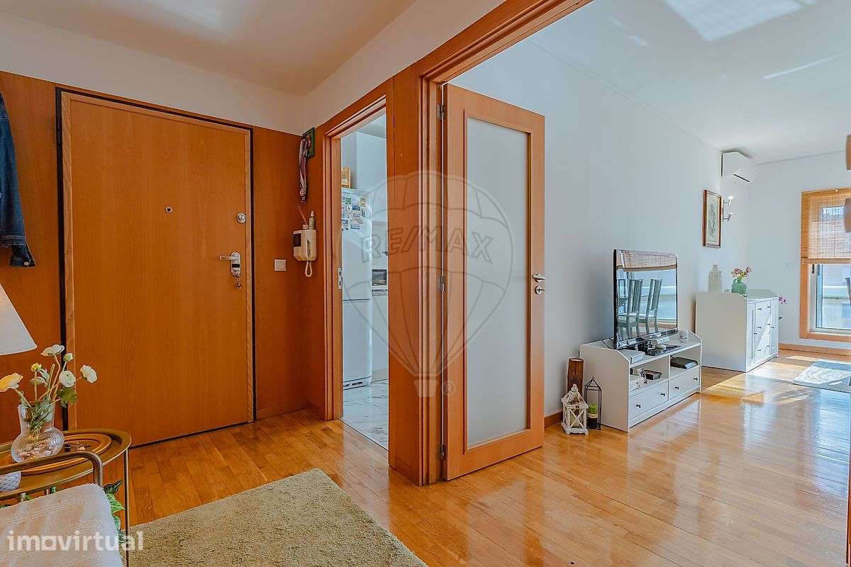 Apartamento T2 para venda - Grande imagem: 2/36